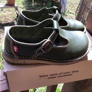 Duckfeet Old Green Lollands size 38 leather Mary Jane